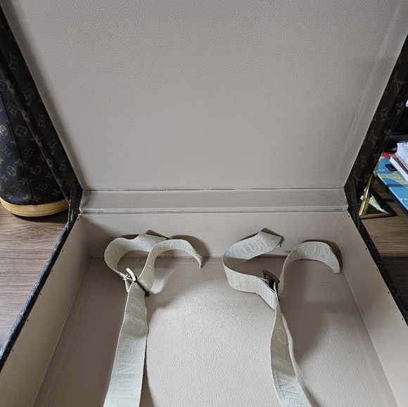 #00020-1143 VINTAGE 1970'S MONOGRAM LEATHER TRUNK SUITCASE 45 - Picture 5 of 11